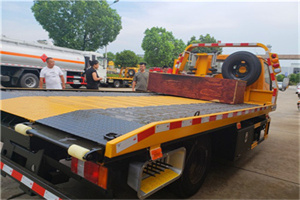 合江附近拖车电话号码服务